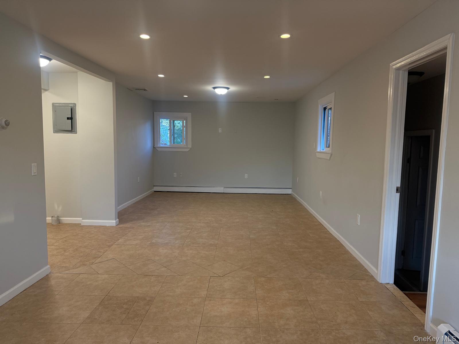 675 Long Beach Avenue — photo 4