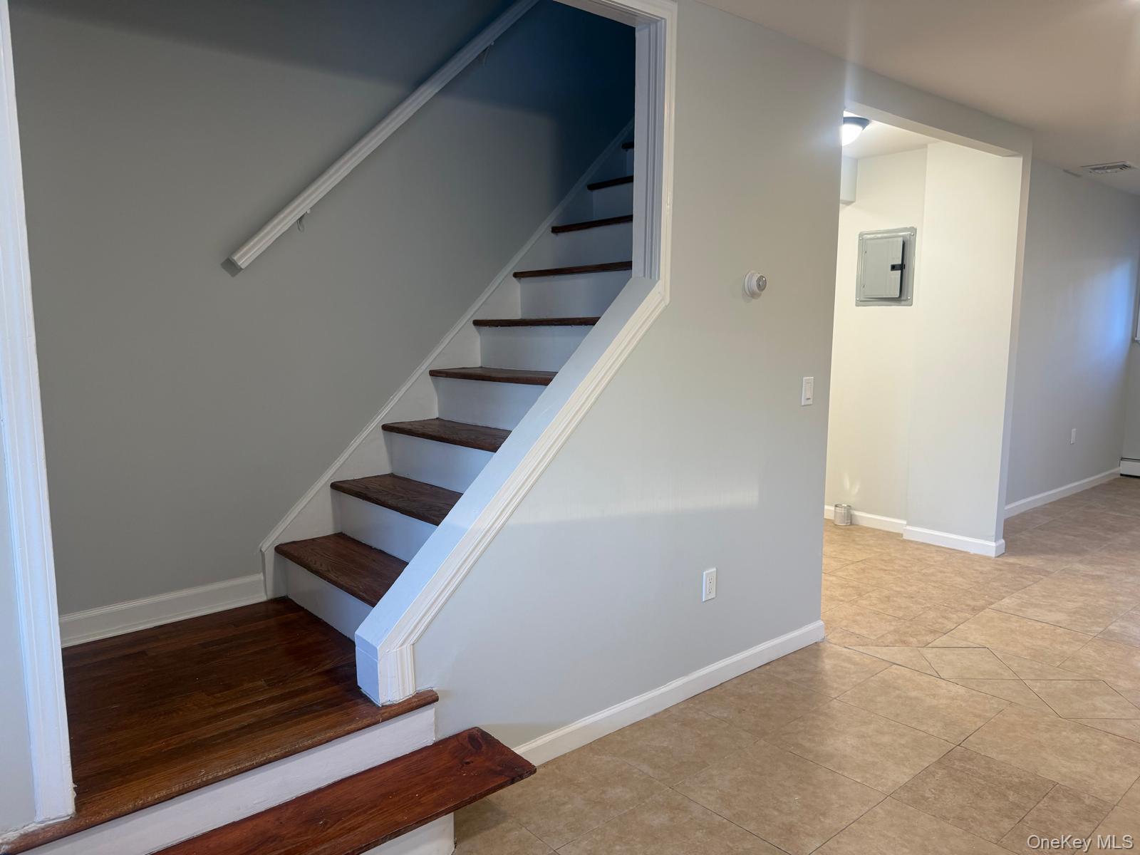 675 Long Beach Avenue — photo 6