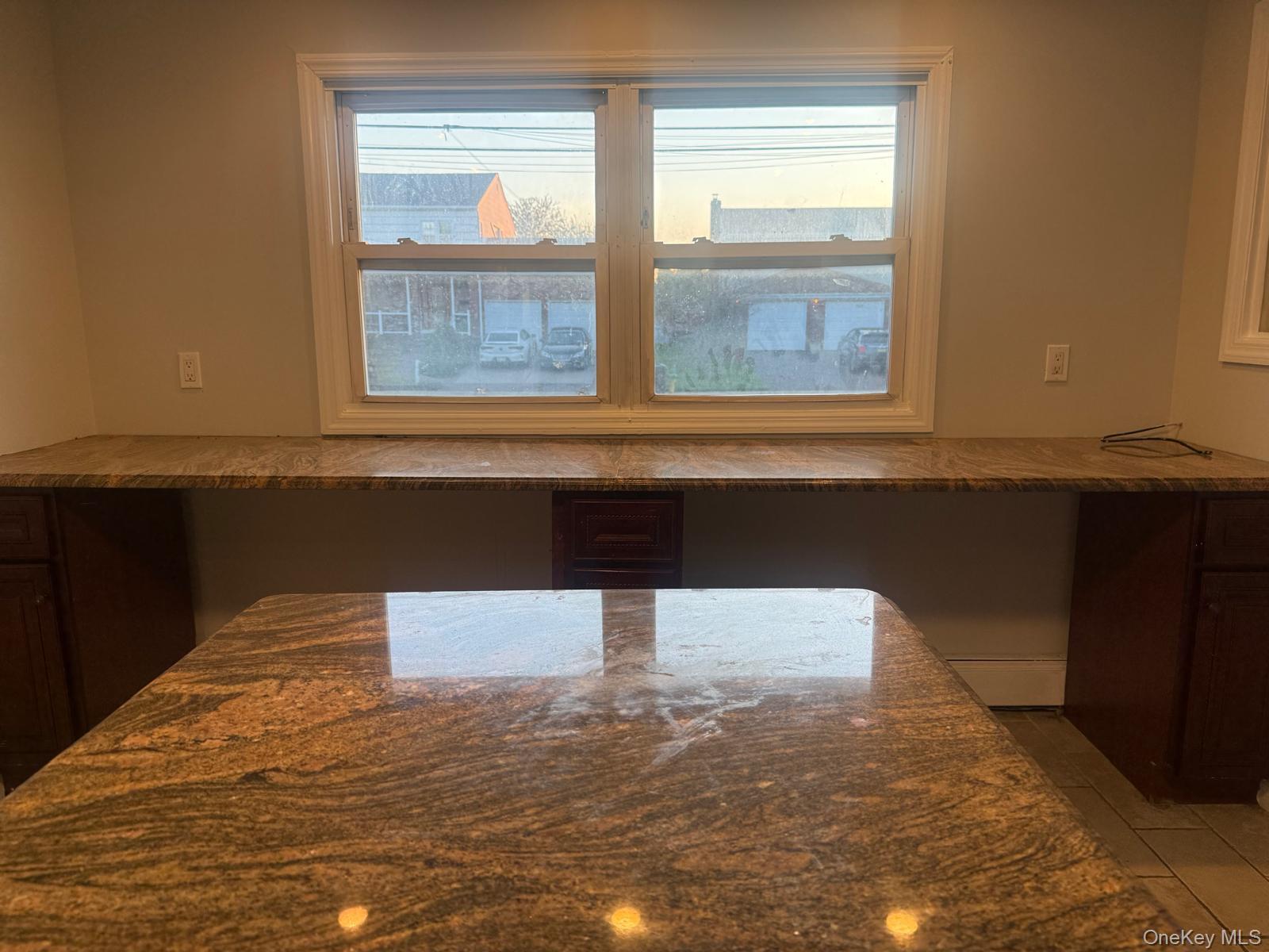 675 Long Beach Avenue — photo 9