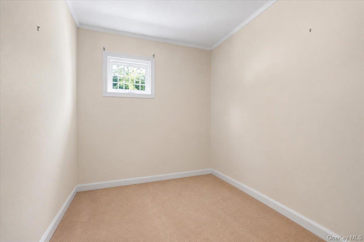 183-41 Dalny Road — photo 17