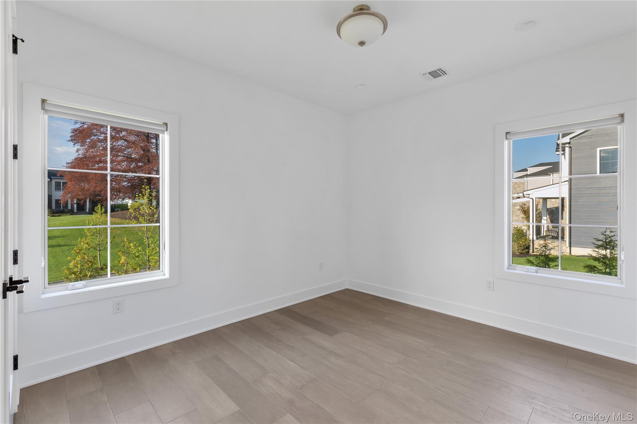 1 Sequoia Circle — photo 33