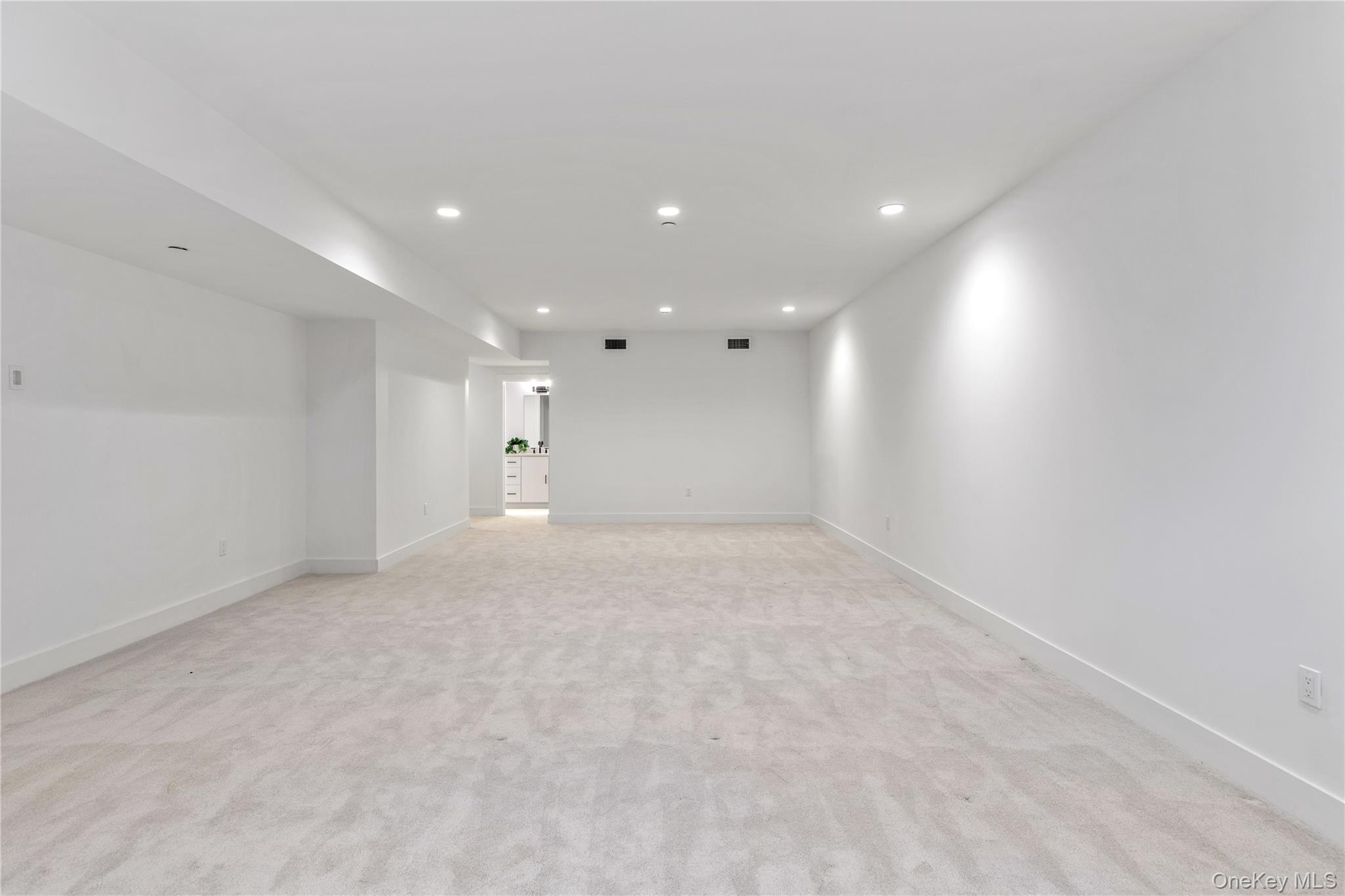 1 Sequoia Circle — photo 40