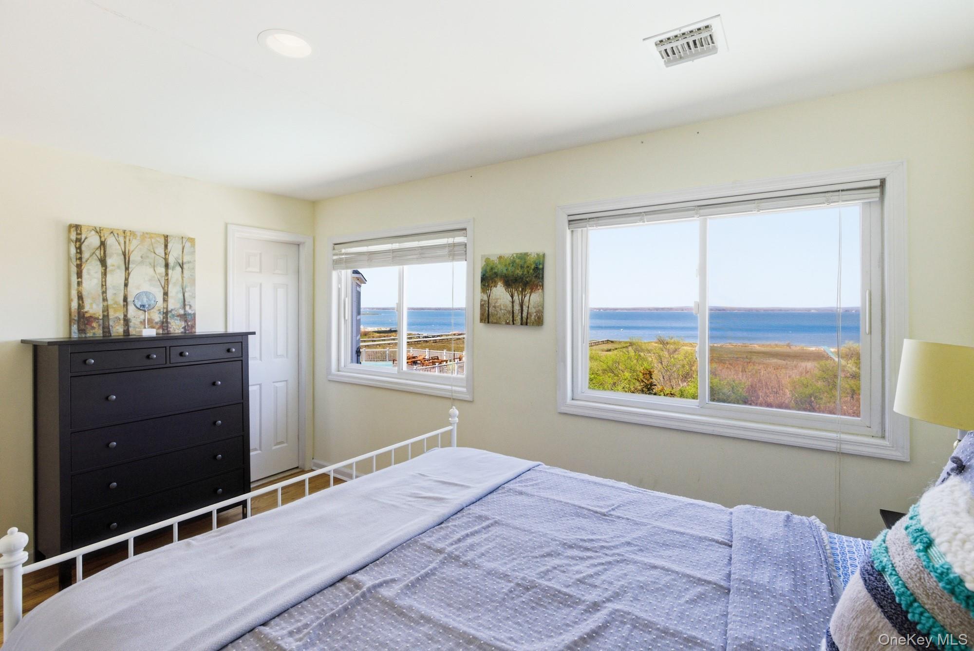 818 Dune Road — photo 18
