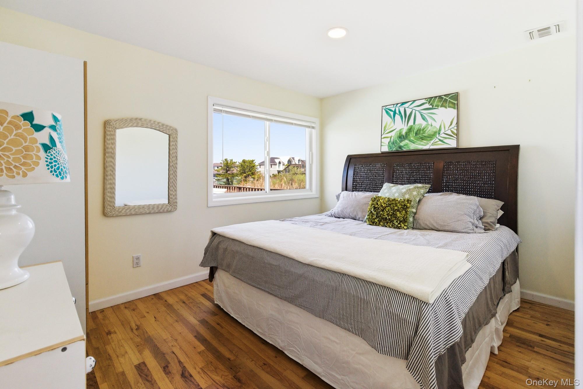 818 Dune Road — photo 10