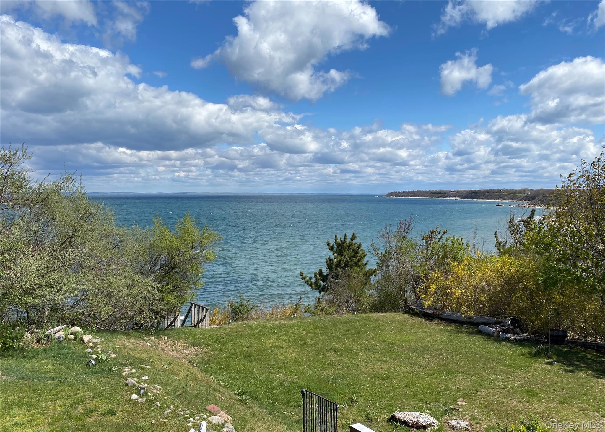 100 Sound Drive, Greenport