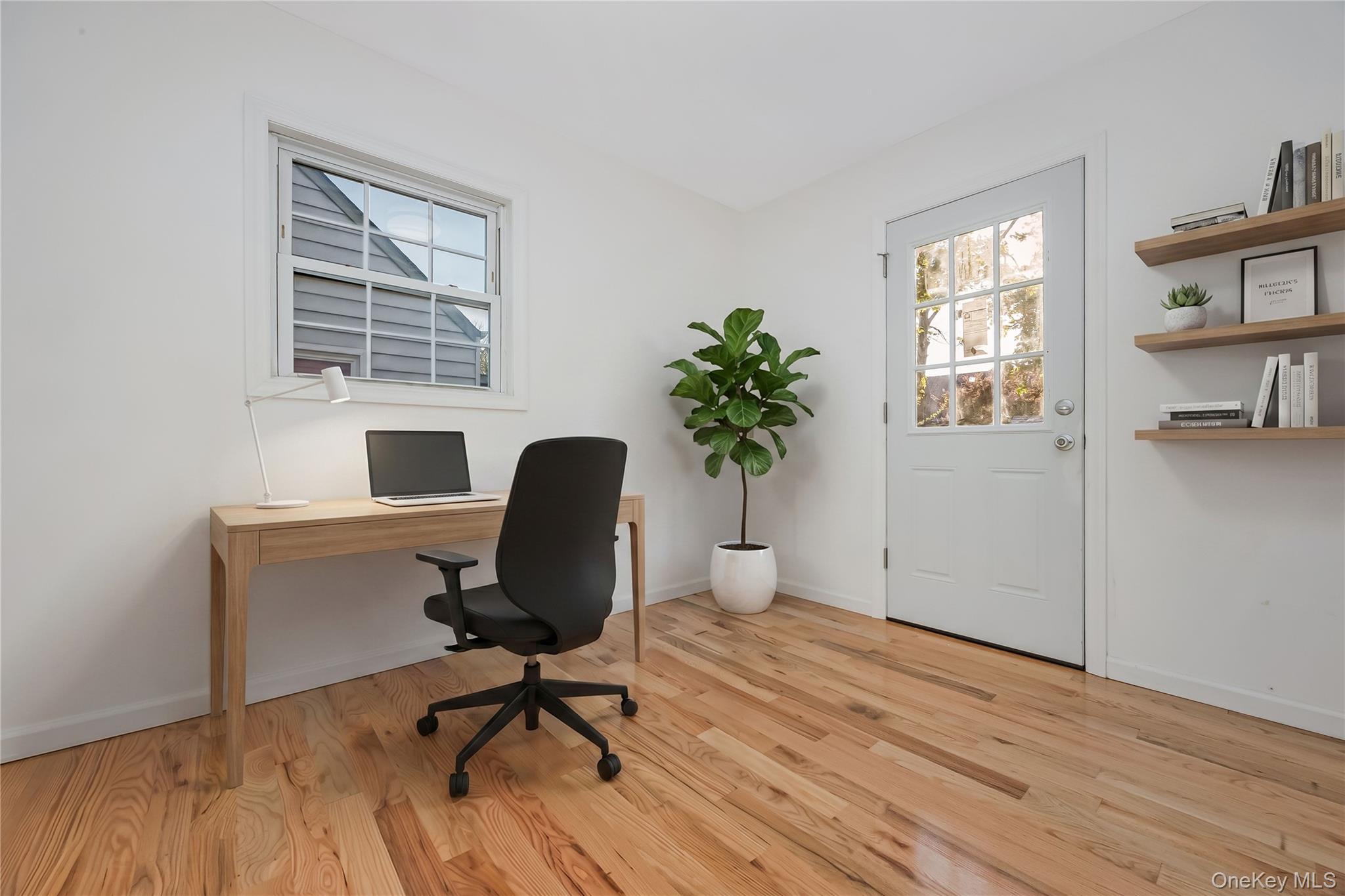 728 Martin Drive — photo 10