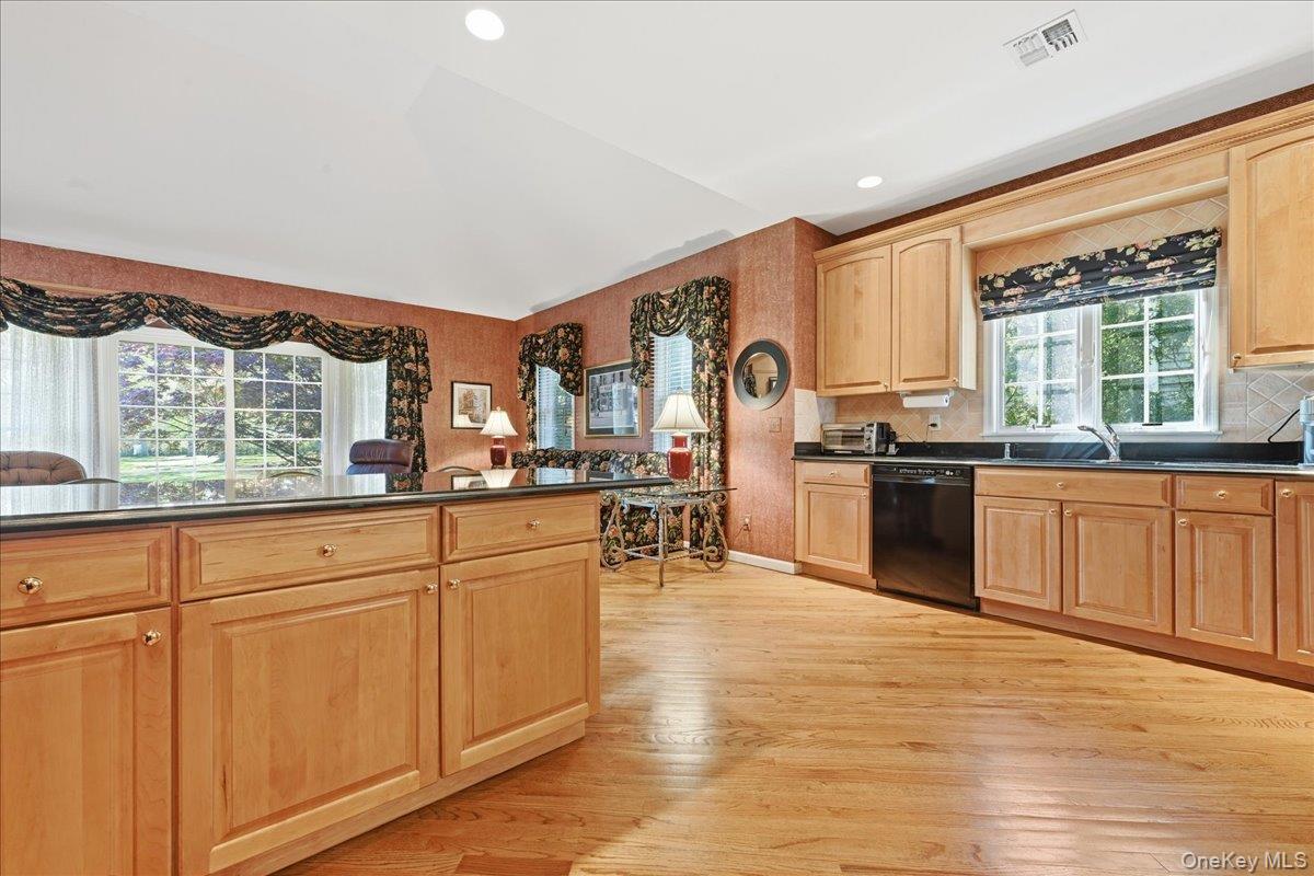 65 Redan Drive — photo 23
