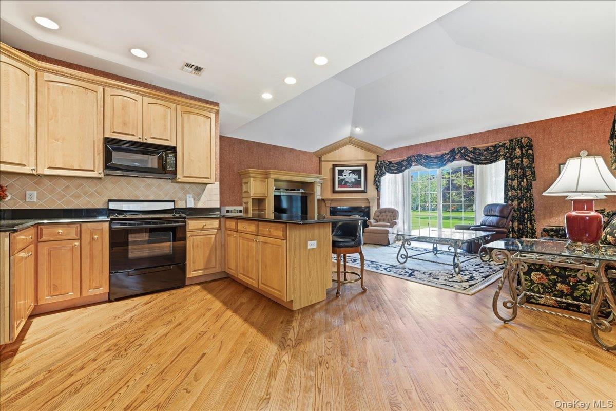 65 Redan Drive — photo 24