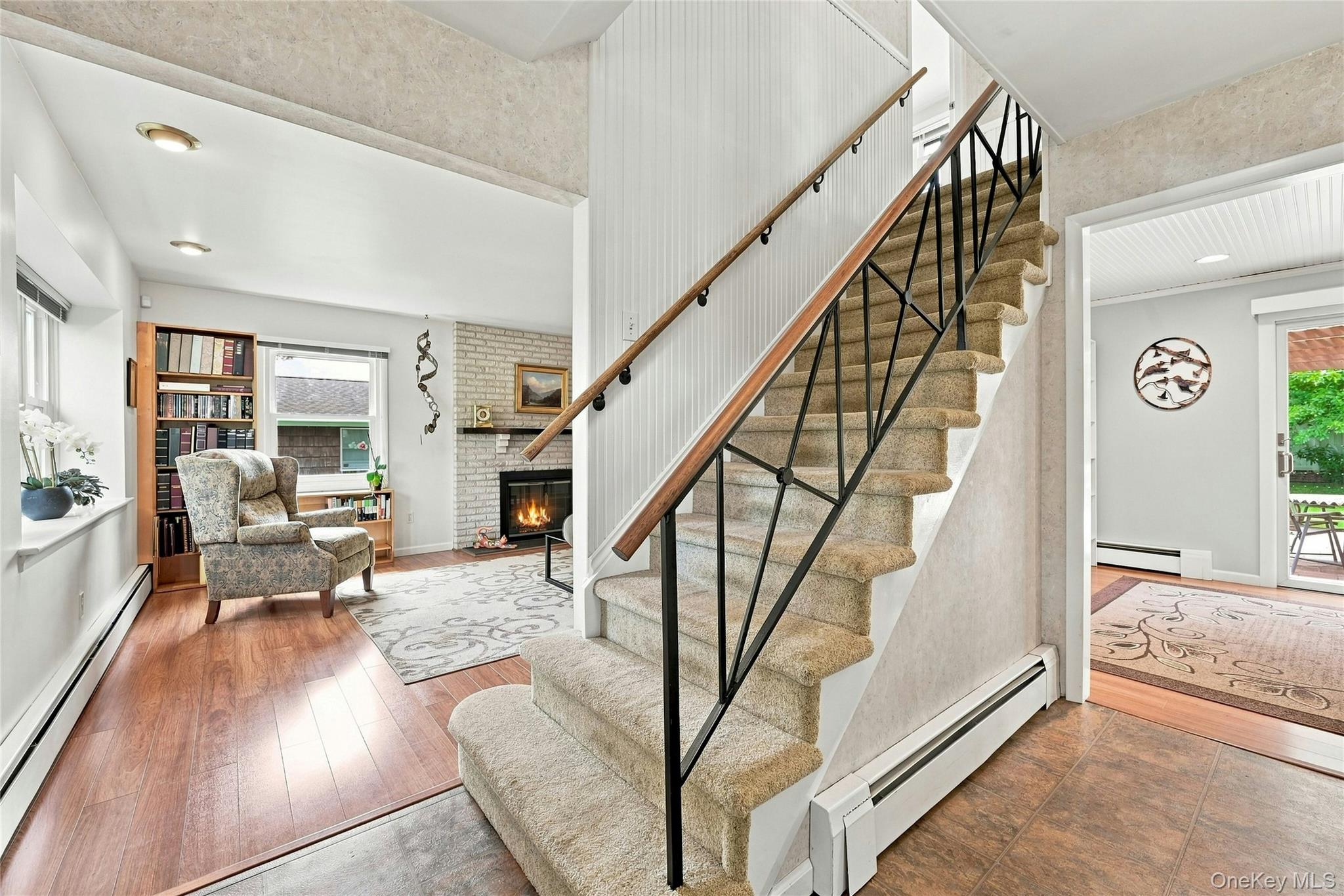 20 Hastings Drive — photo 3