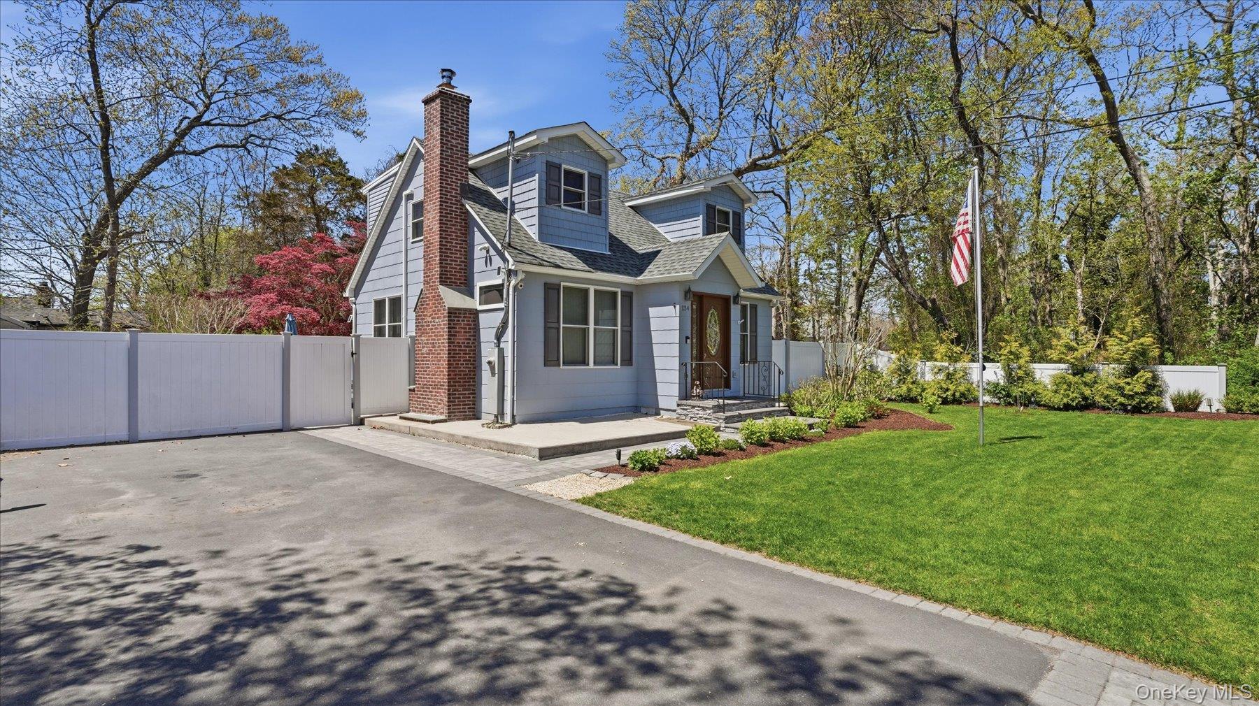 134 Washington Drive, Mastic Beach