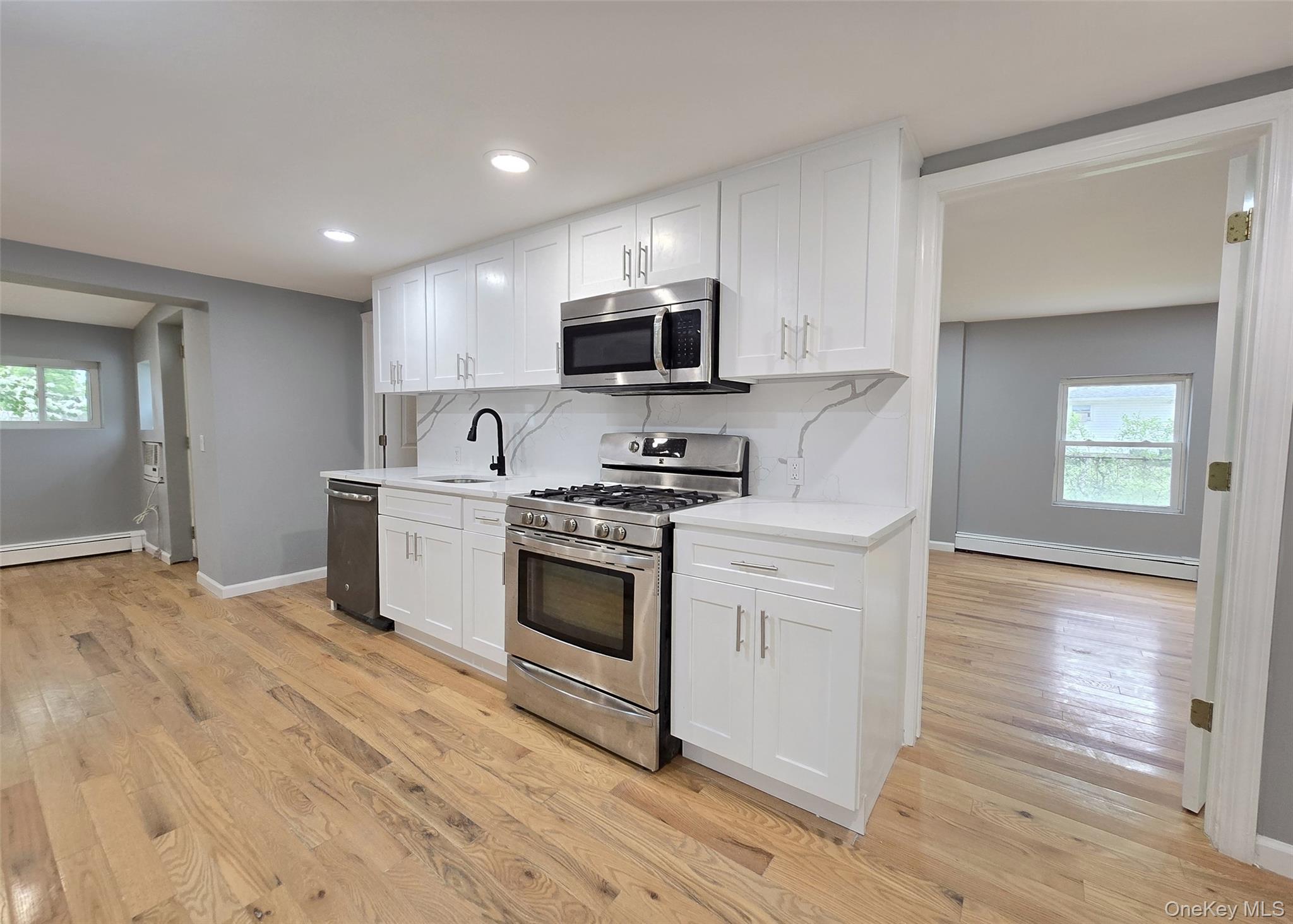 40 Aster Avenue — photo 4