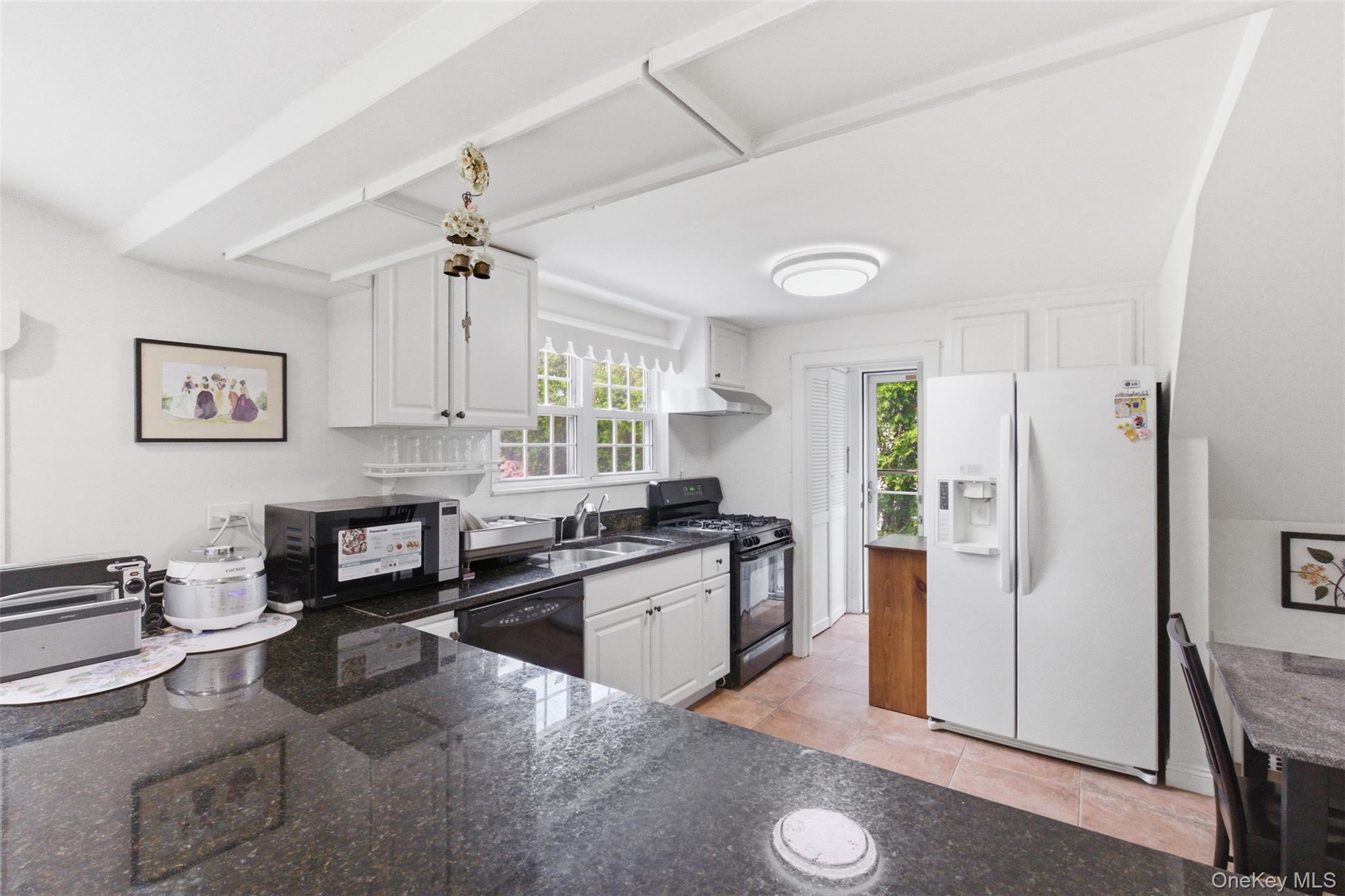 47 Onderdonk Avenue — photo 11