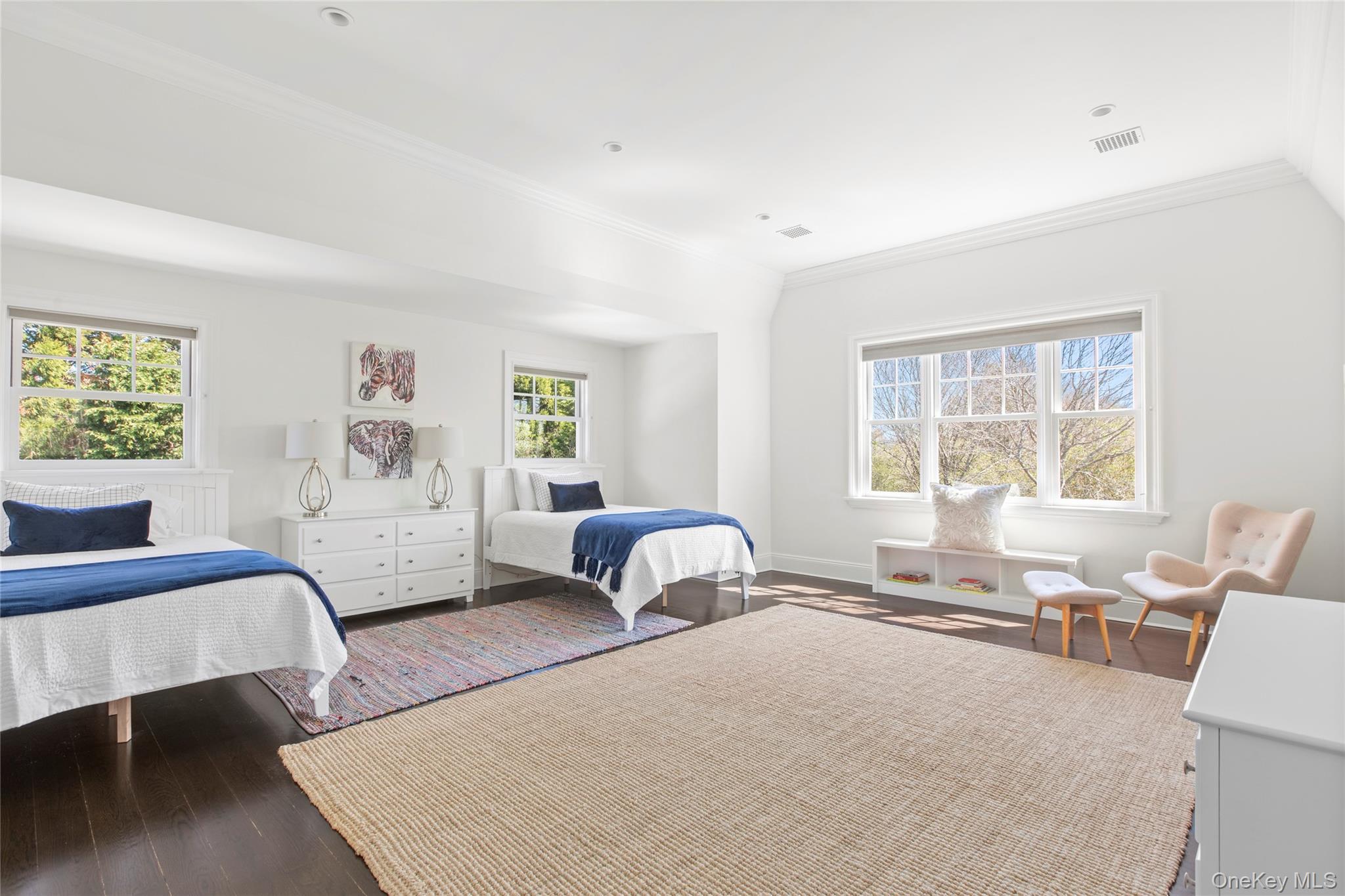 672 Halsey Lane — photo 33