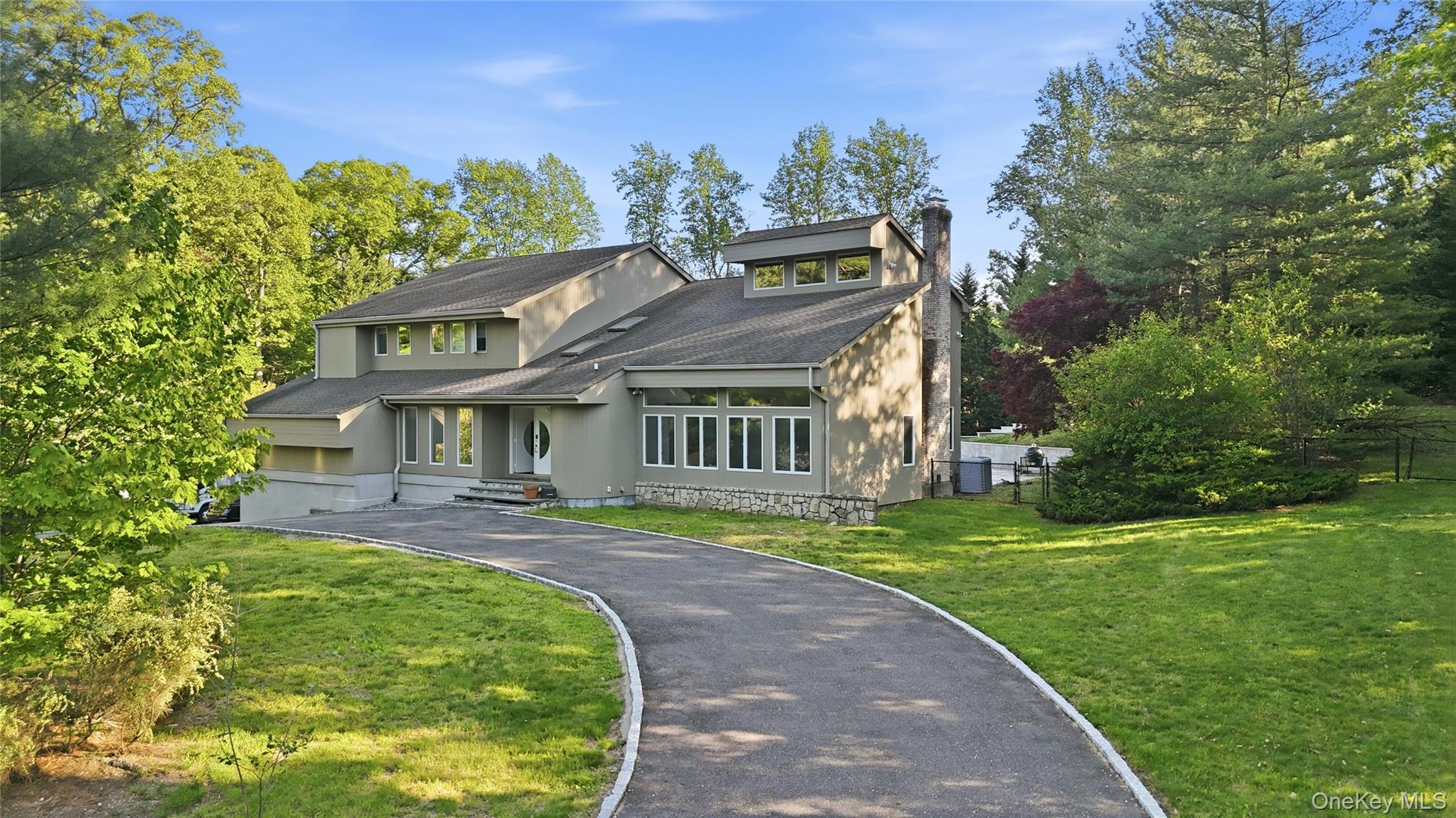 31 Sherwood Gate, Oyster Bay
