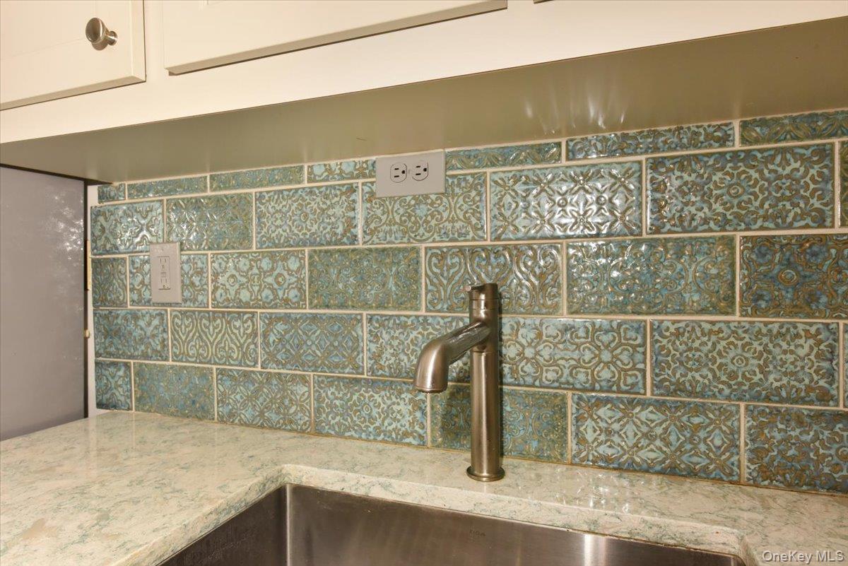 50 HILL PARK Avenue #1-L — photo 16