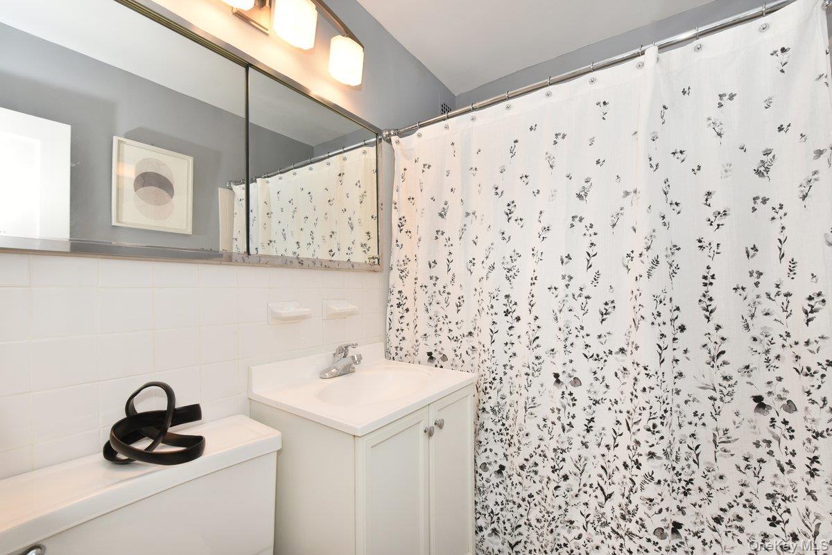 50 HILL PARK Avenue #1-L — photo 18