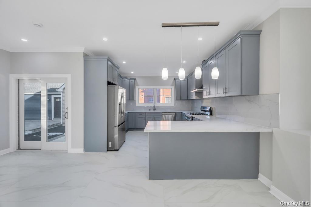143 Emerson Avenue — photo 11