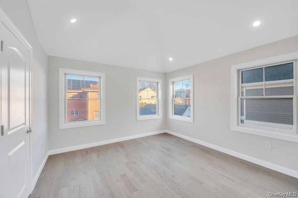 143 Emerson Avenue — photo 18