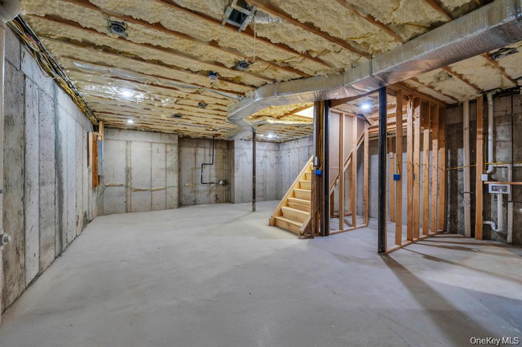 143 Emerson Avenue — photo 32