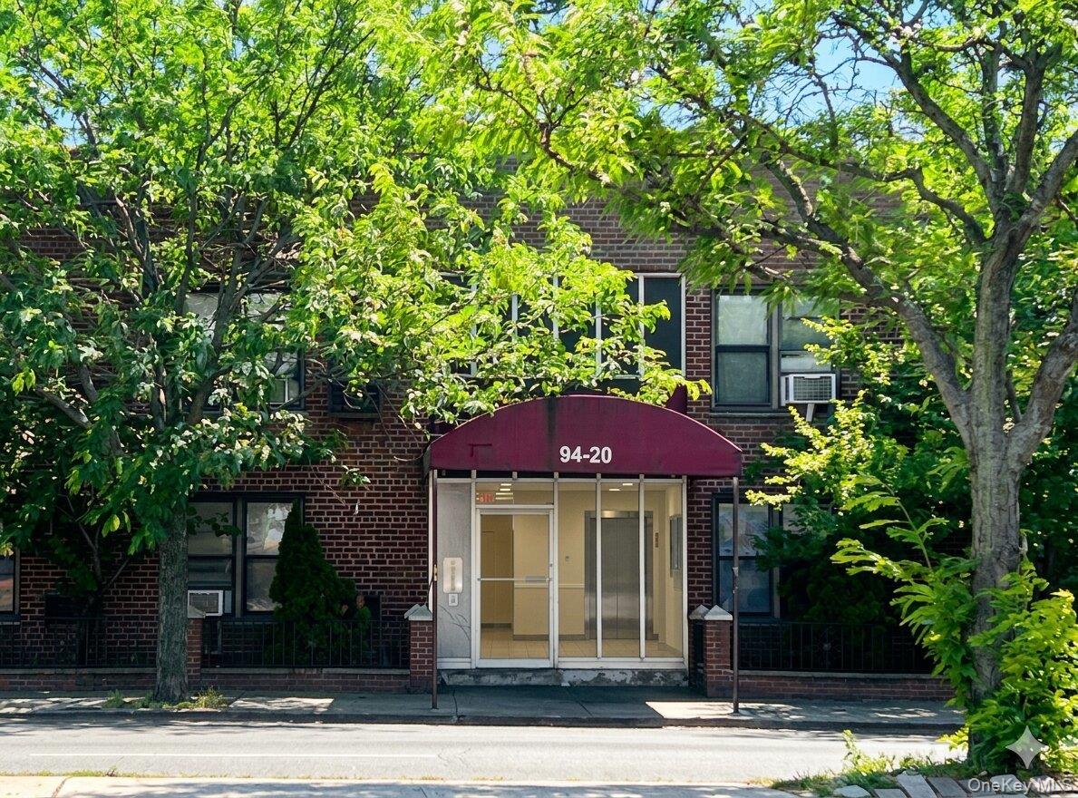 94-20 Astoria Boulevard, East Elmhurst