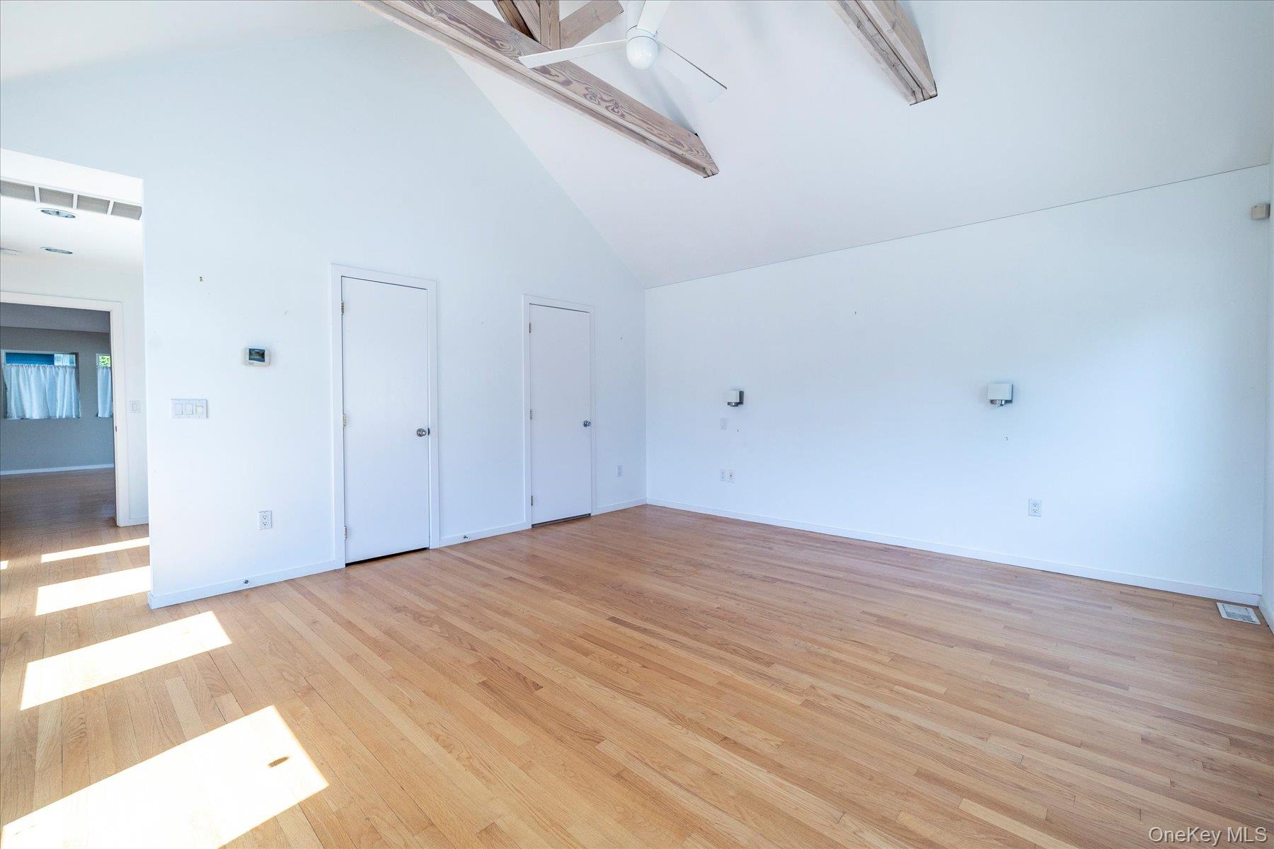 33 Bath Street — photo 11