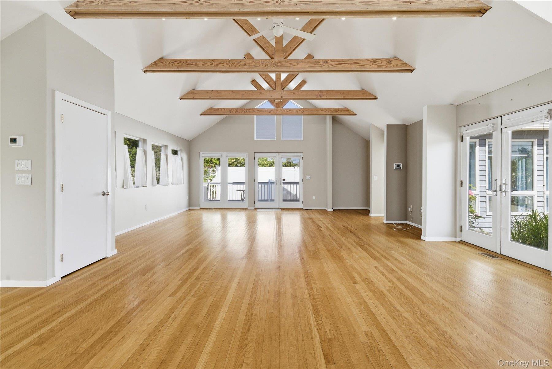 33 Bath Street — photo 21