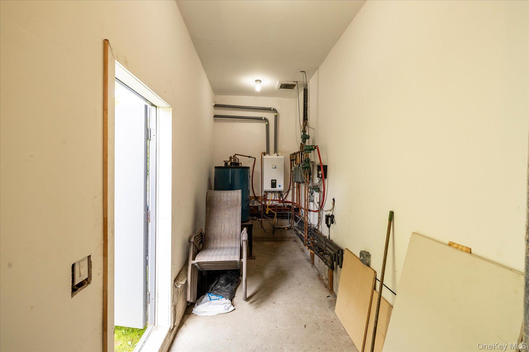 33 Bath Street — photo 30