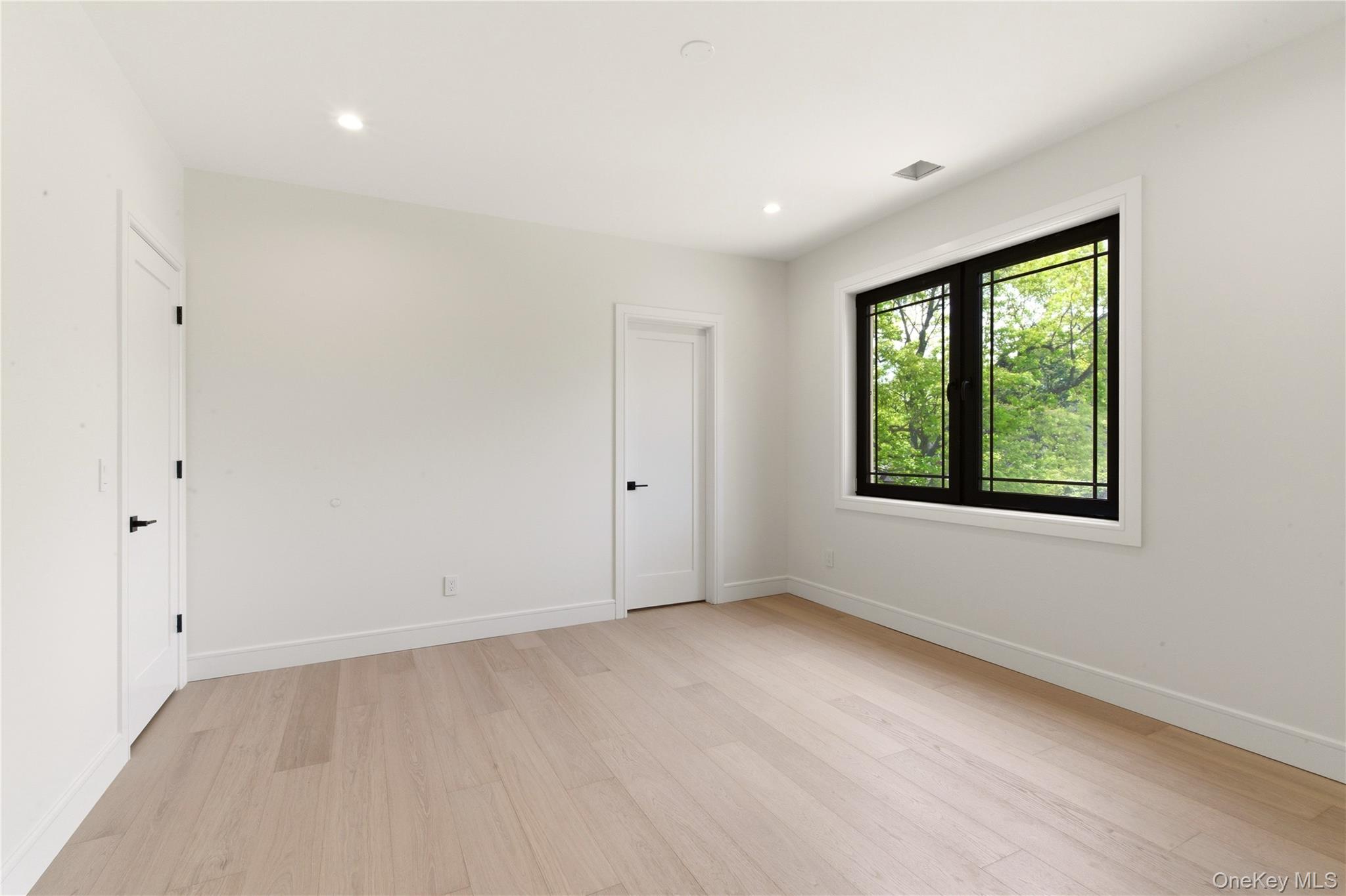 97 Parkway Drive — photo 31