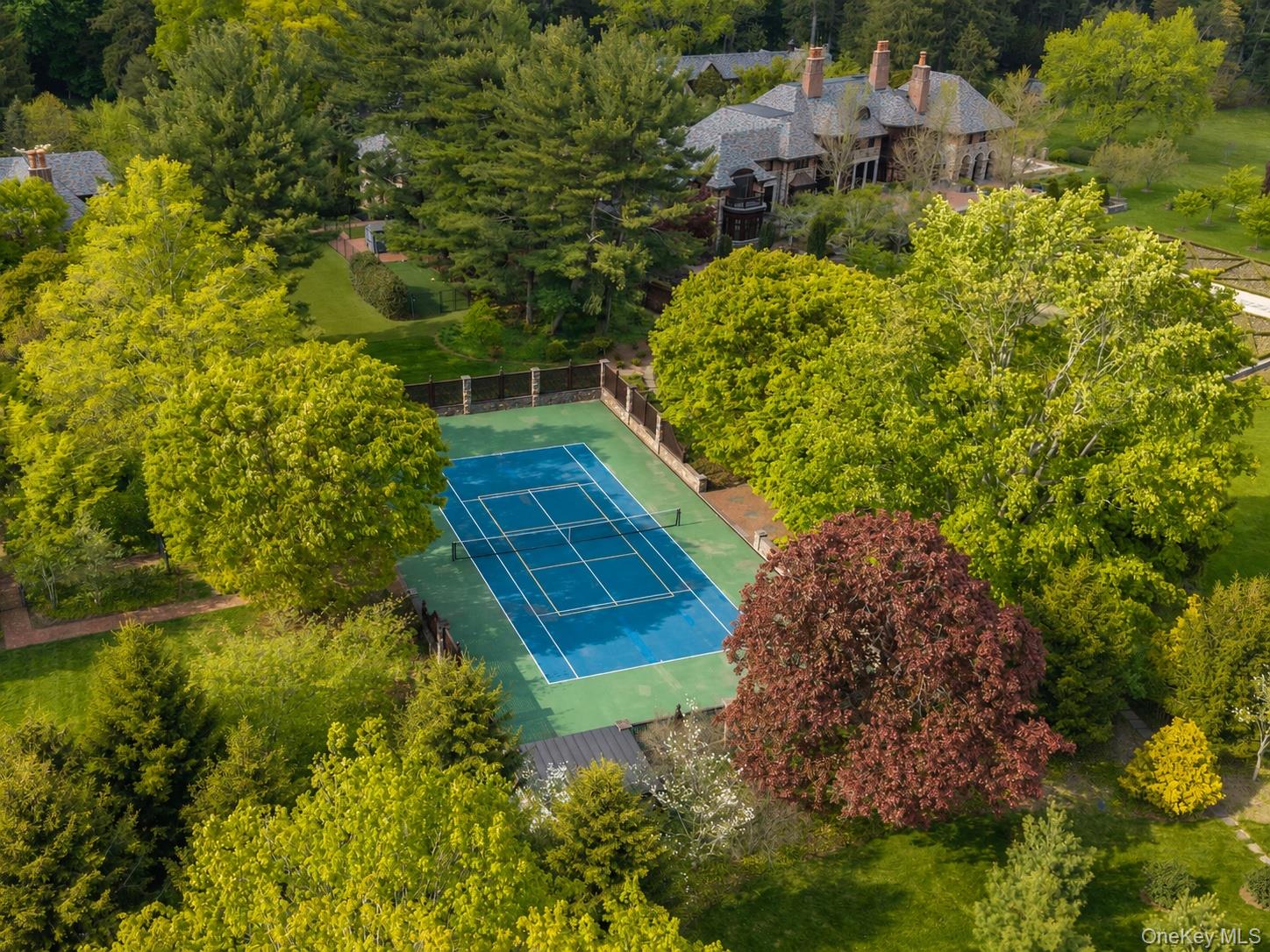 1 Applewood Estate — photo 43