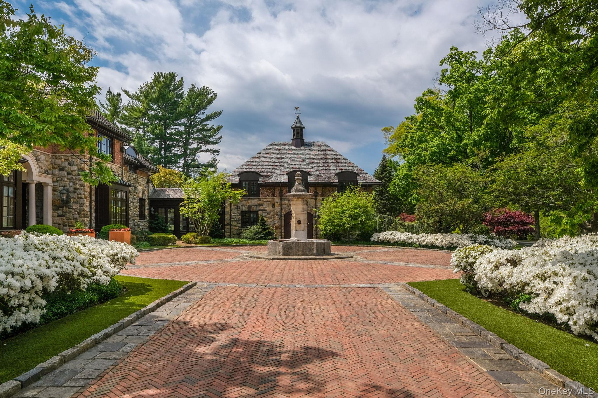 1 Applewood Estate — photo 44