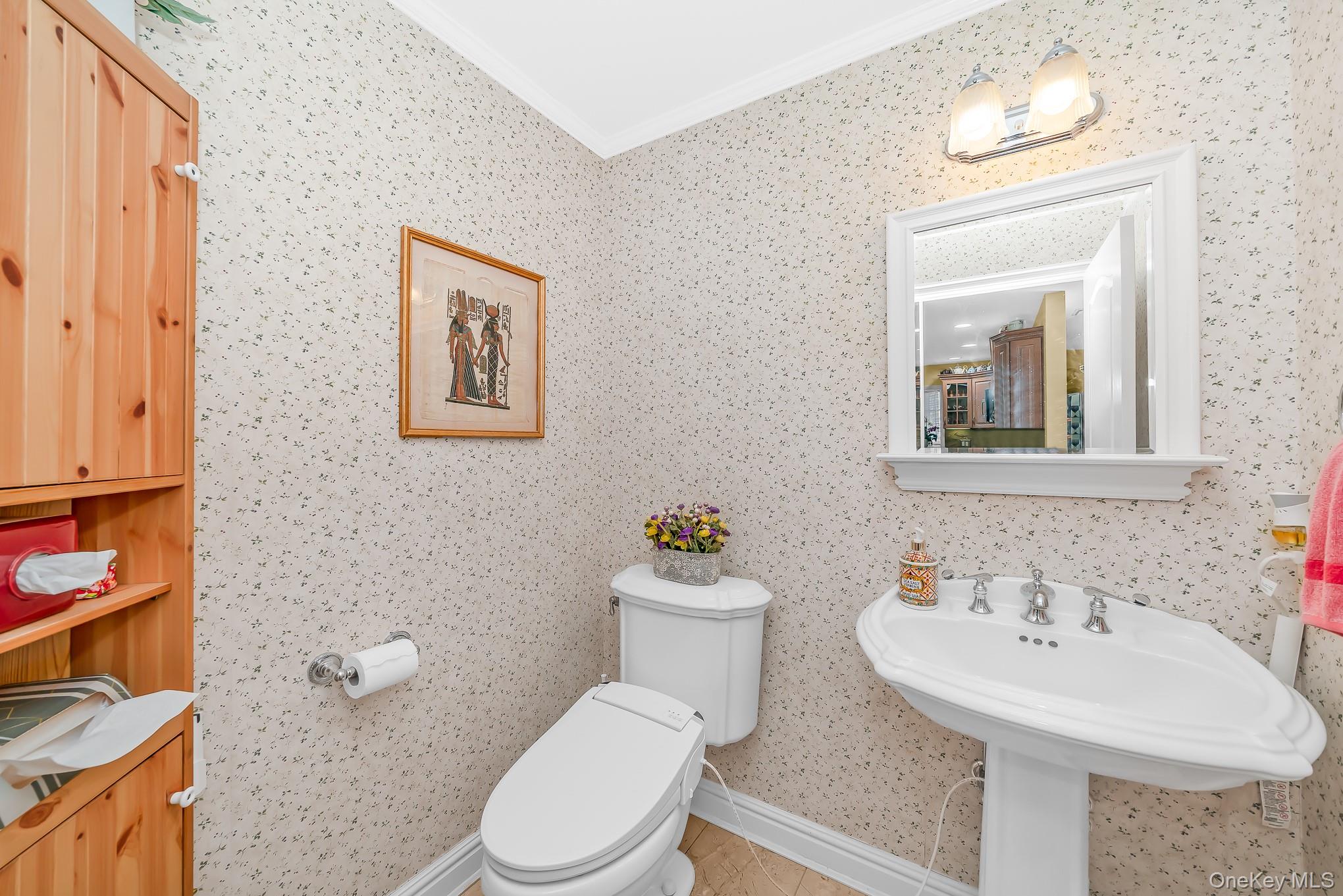 2683 Peconic Avenue — photo 21