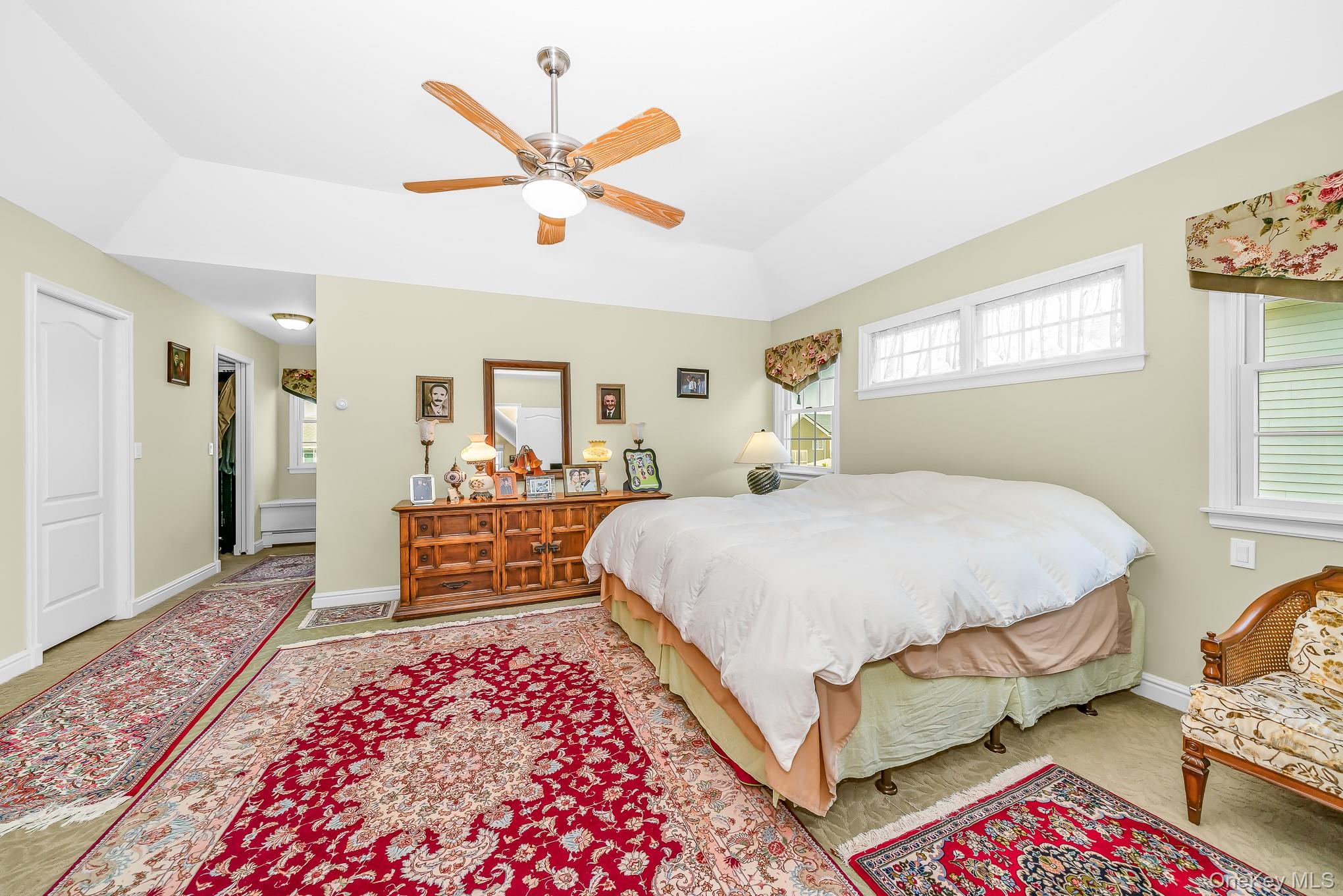 2683 Peconic Avenue — photo 26