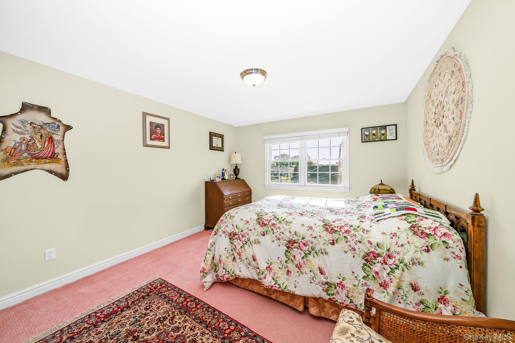 2683 Peconic Avenue — photo 31