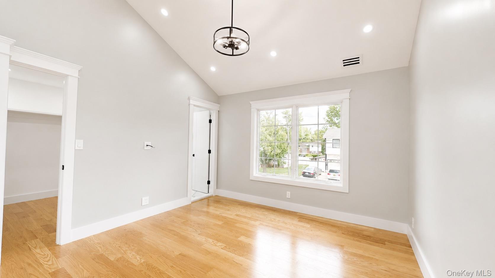 26 Kingston Avenue — photo 19
