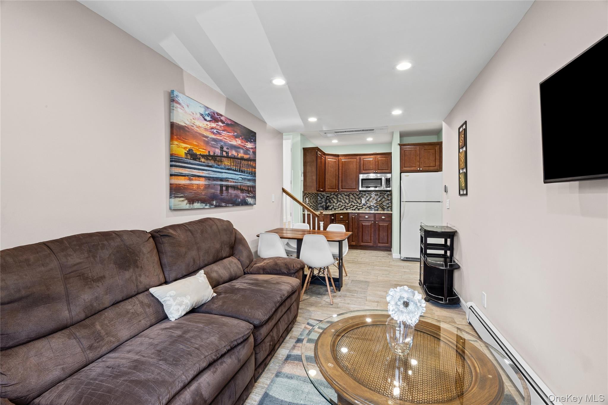 119 Alhambra Road — photo 24