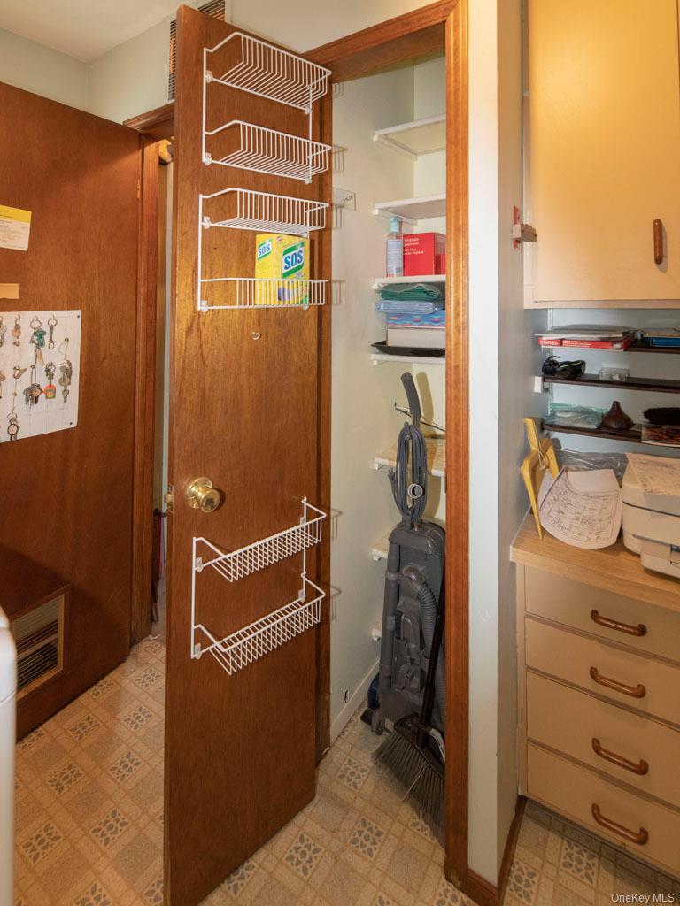 2080 Seamans Neck Road — photo 14