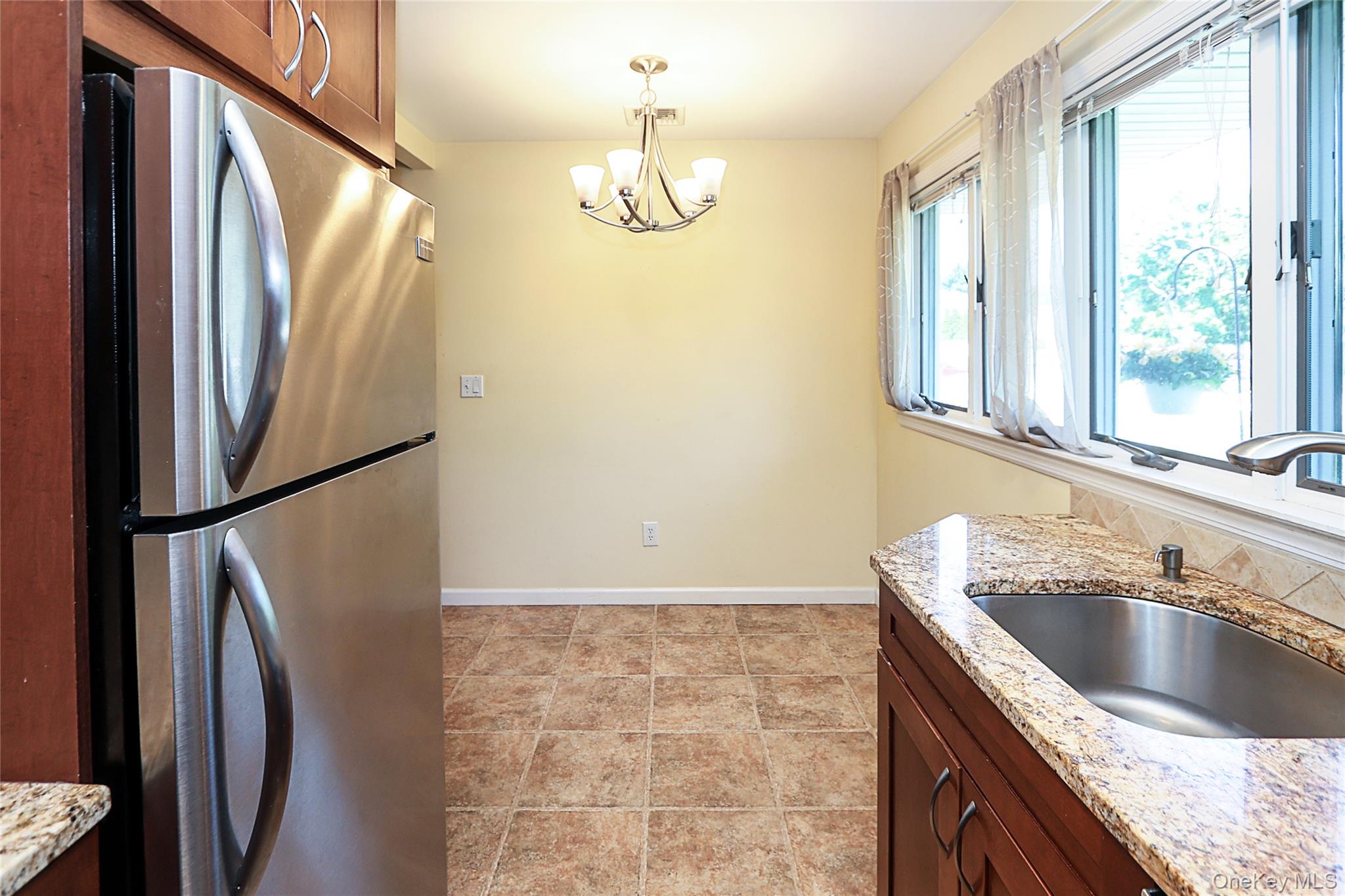 12 Ronan Road — photo 15