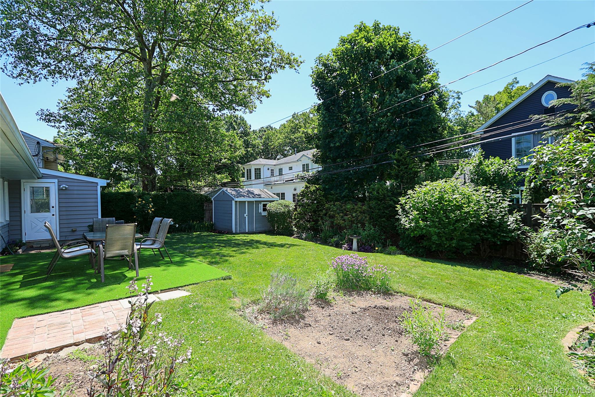 12 Ronan Road — photo 32