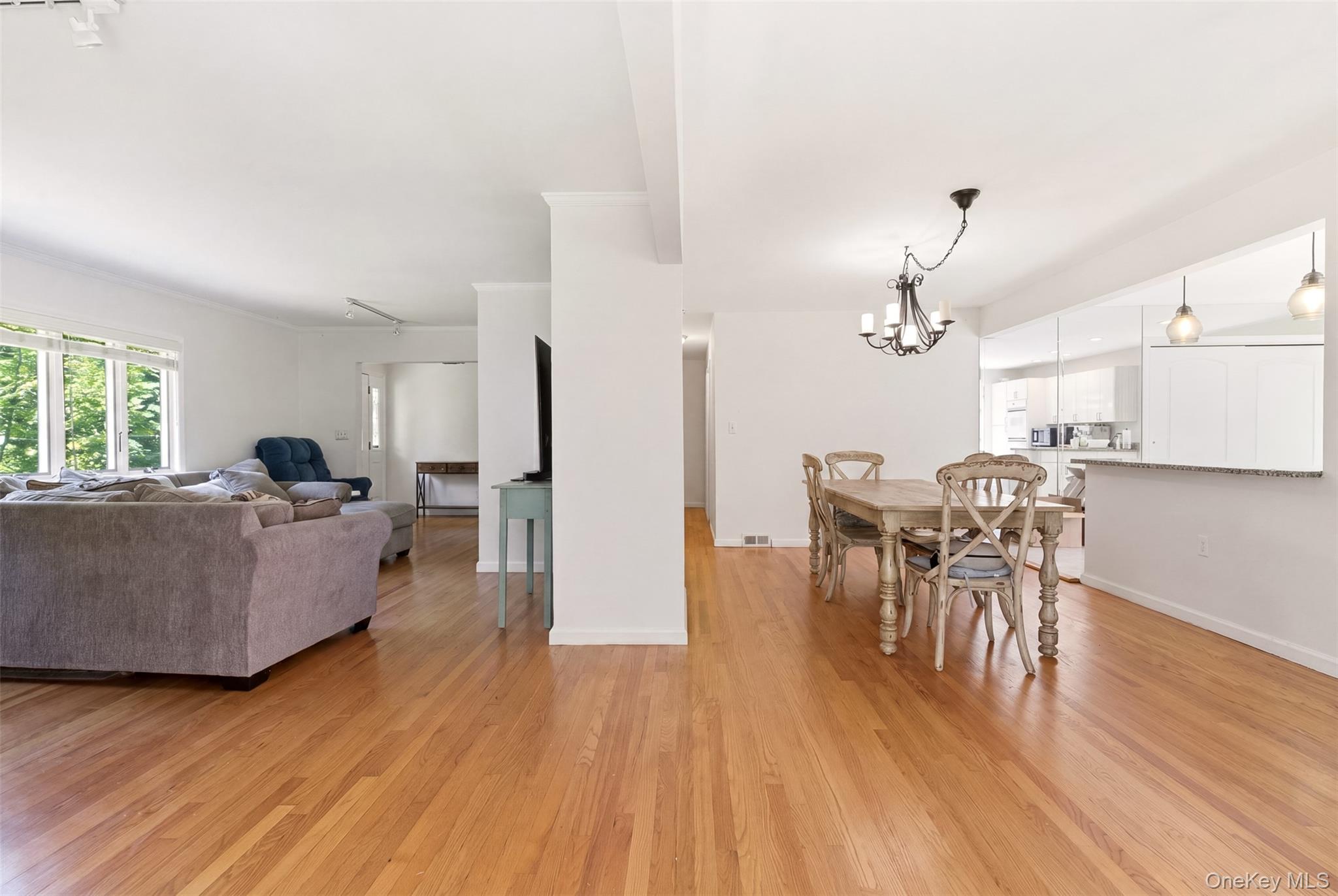 106 Vineyard Road — photo 15