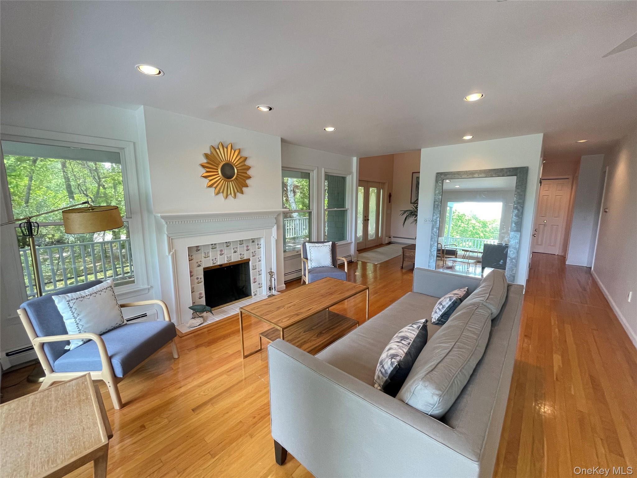 4 Irene Lane — photo 10
