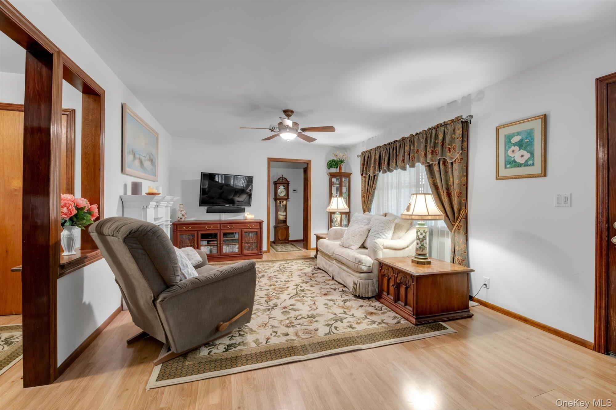 135 Centre Avenue — photo 4