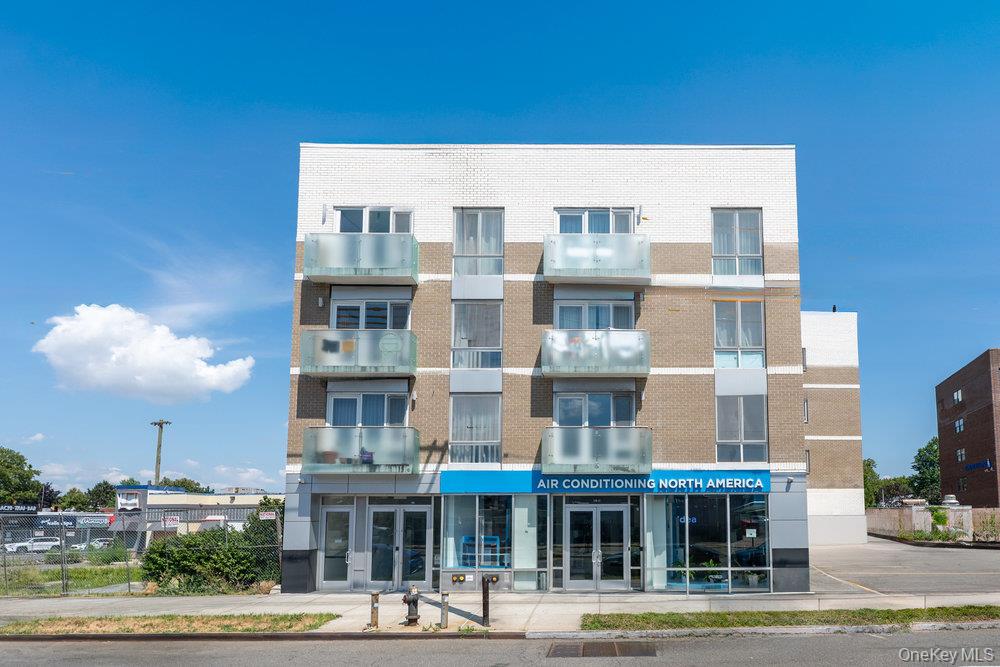 158-15 Union Turnpike #1A, Fresh Meadows
