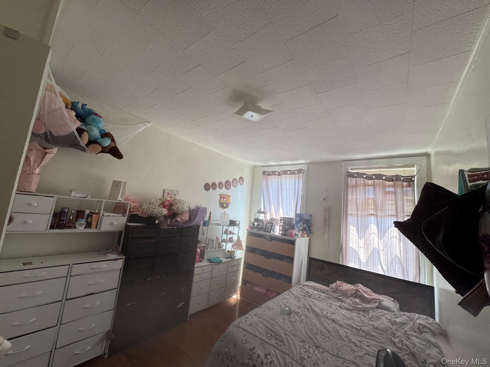 4311 Queens Boulevard — photo 11