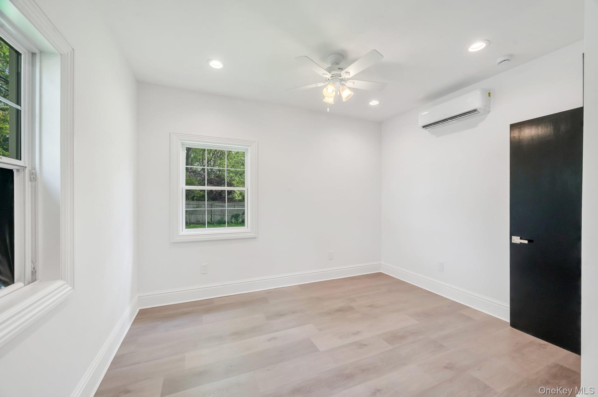 11 Amboy Lane — photo 24