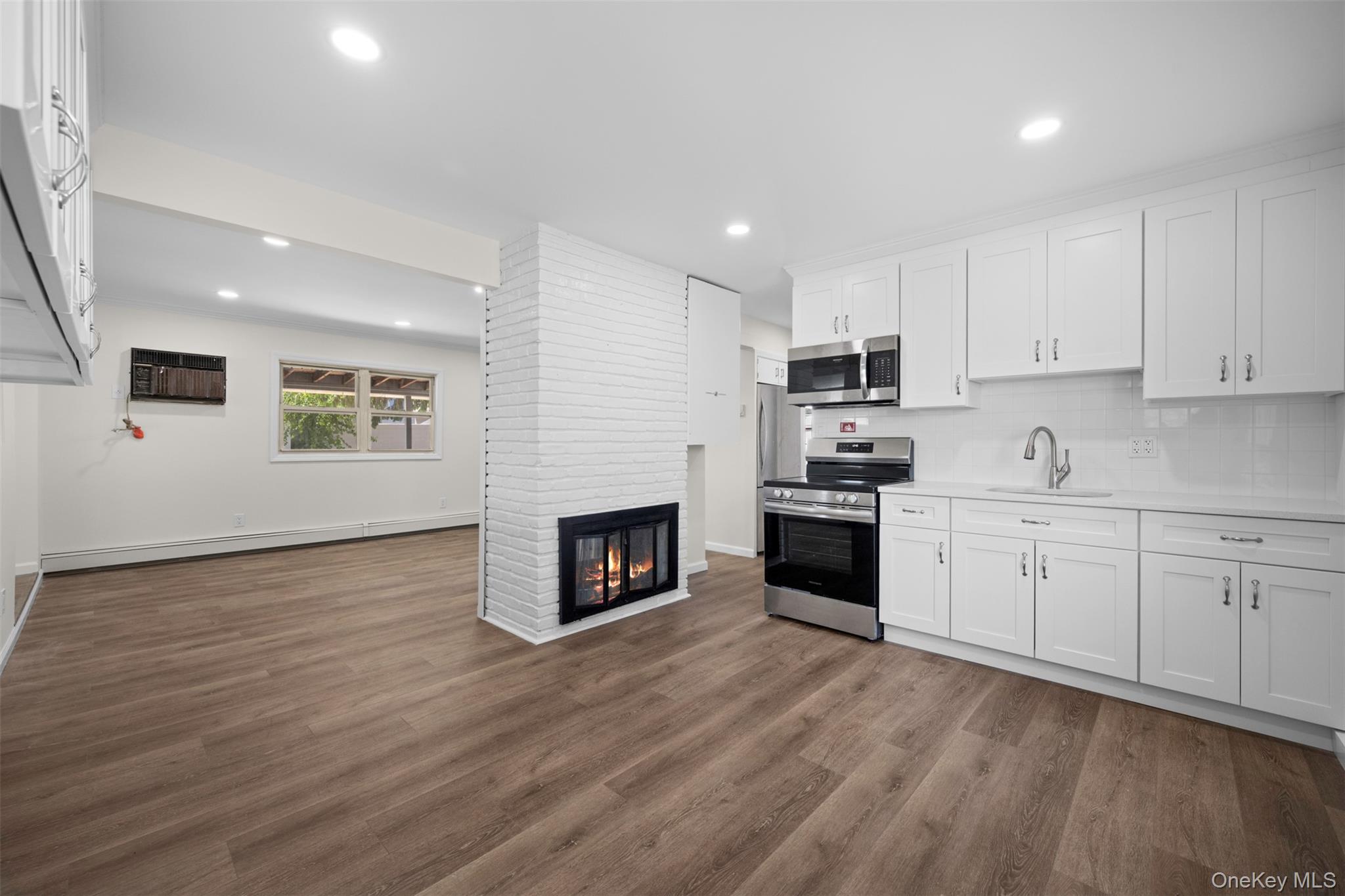 22 Lowland Road — photo 4