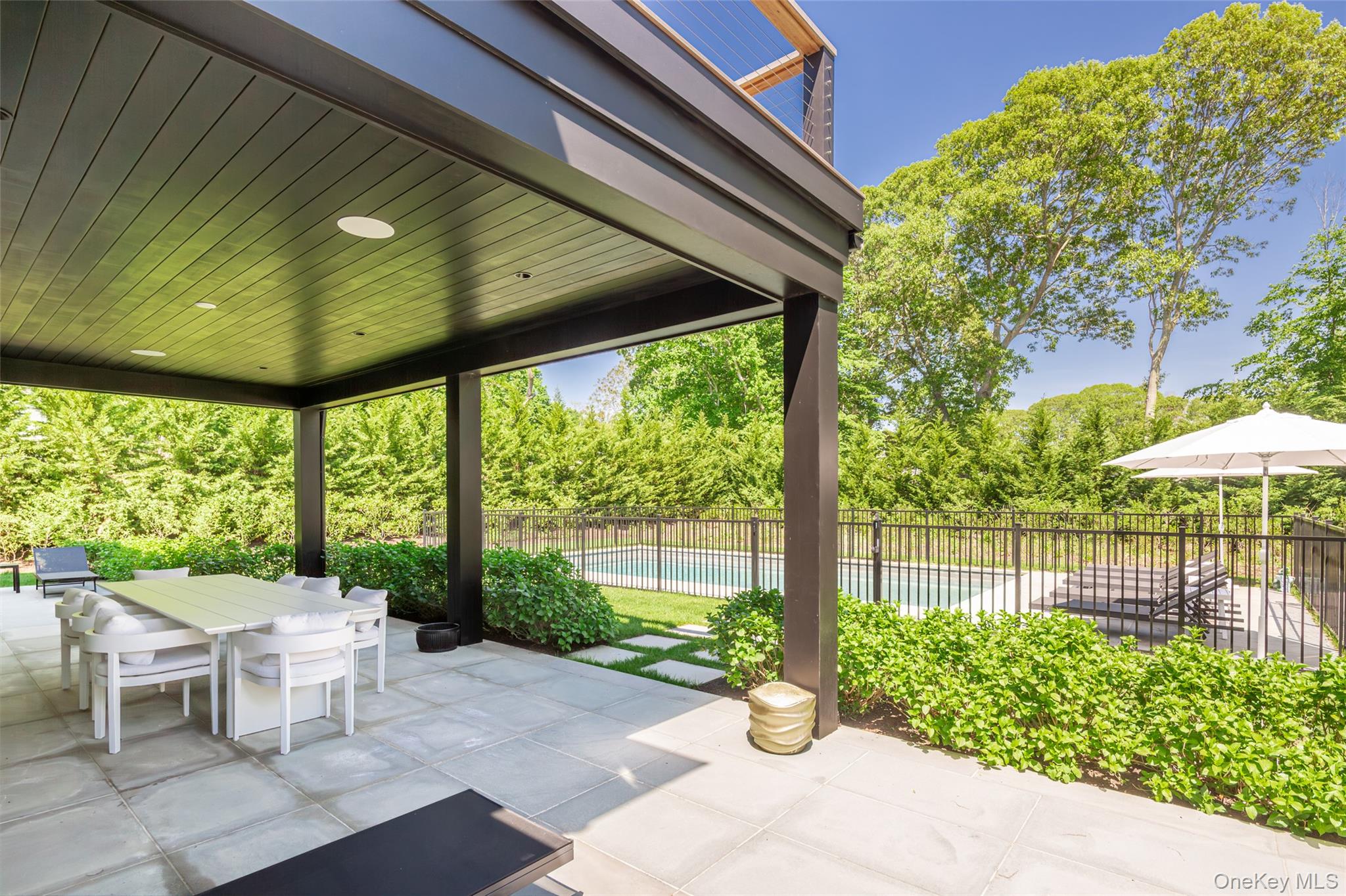 21 Lily Pond Drive — photo 38