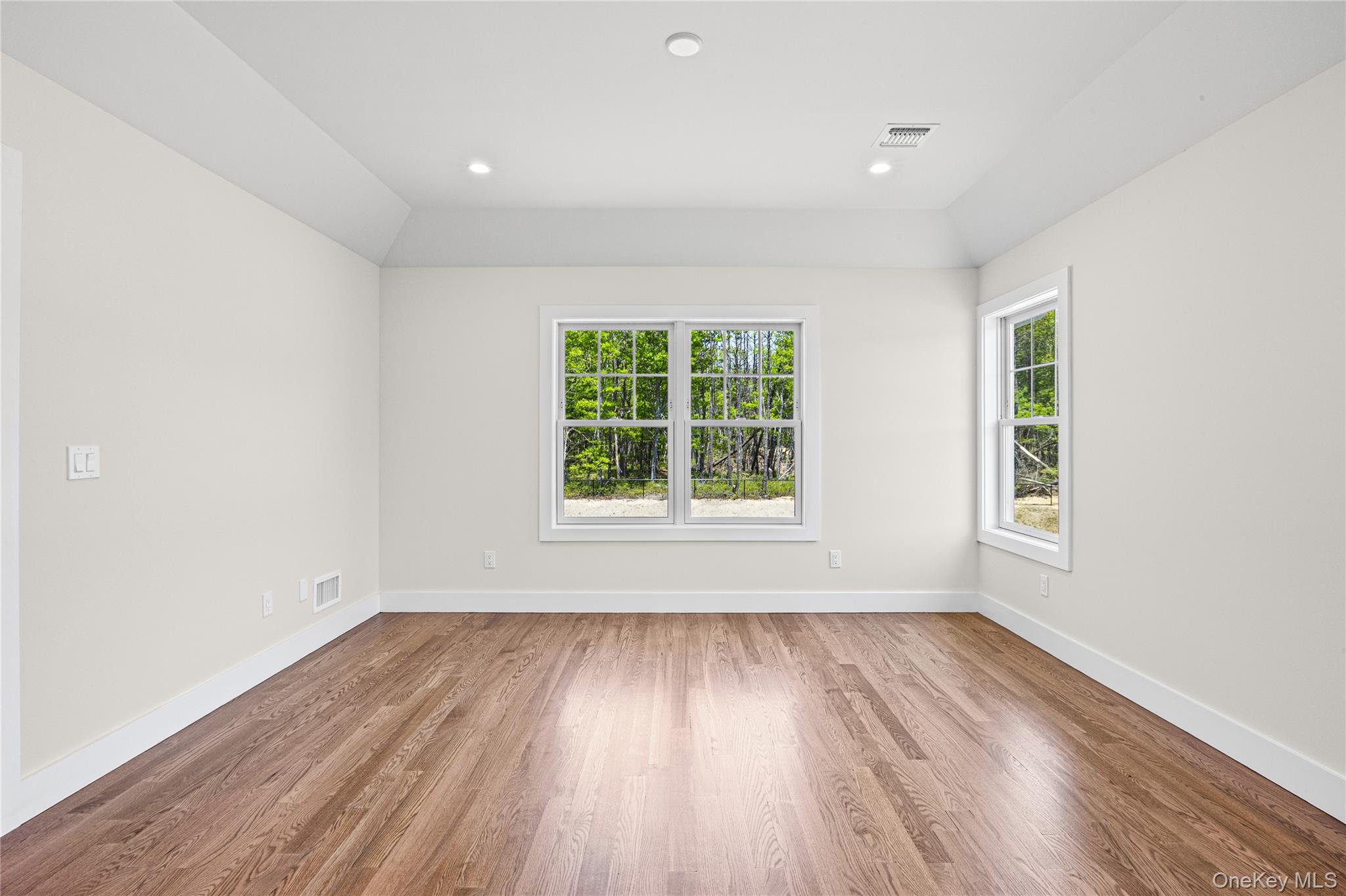 5 Jersey Avenue — photo 32