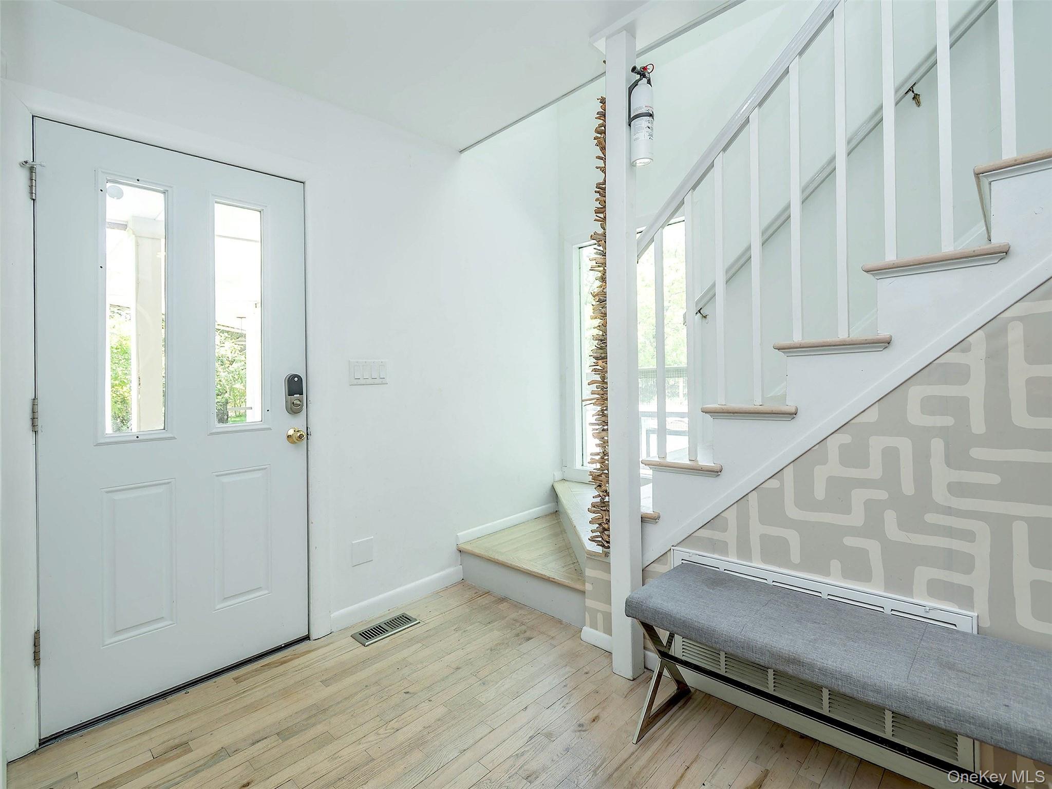 135 Old Meeting House Road — photo 3