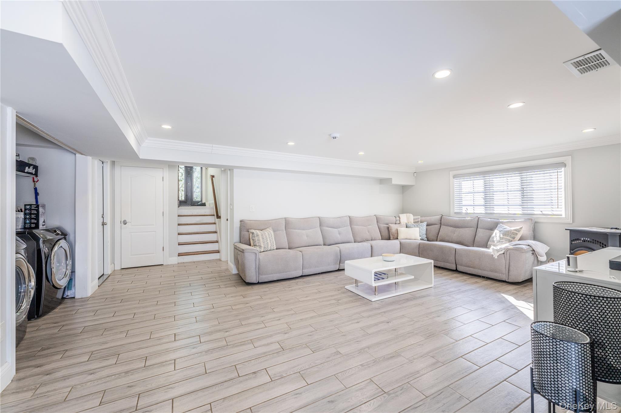 7 Dunhill Road — photo 28