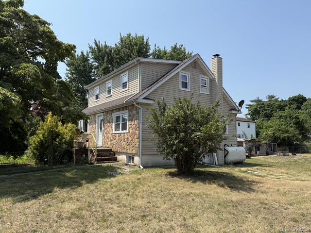 1624 3rd Avenue, Bay Shore